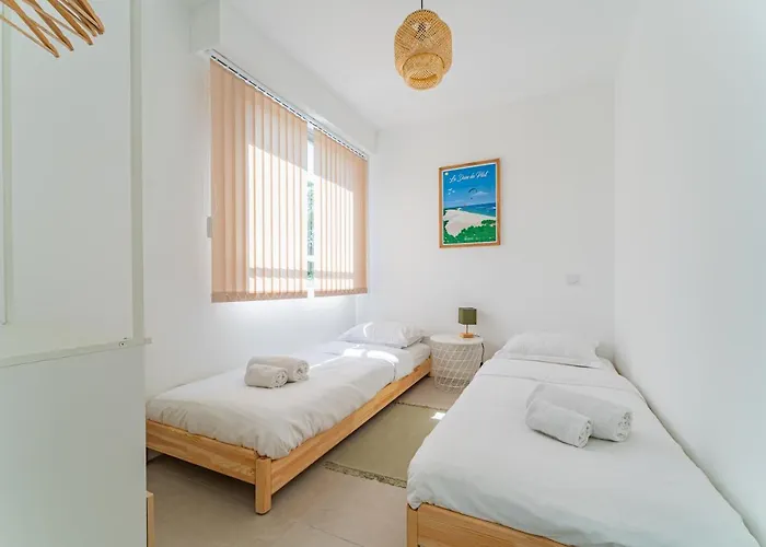 Nathaniel - Appt Terrasse 5 Min De La *