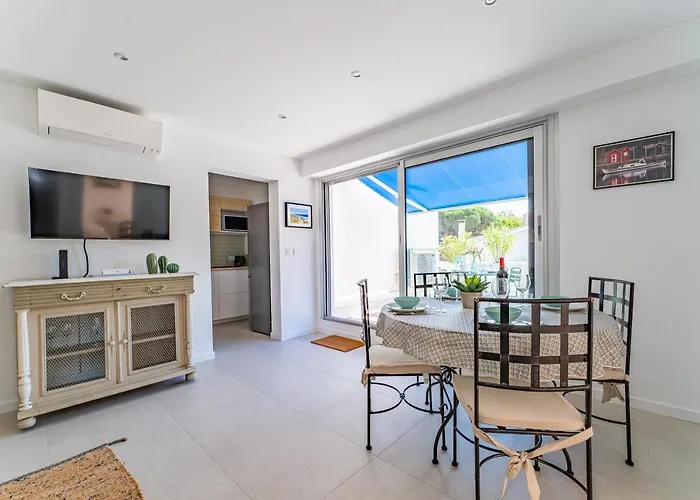 Nathaniel - Appt Terrasse 5 Min De La